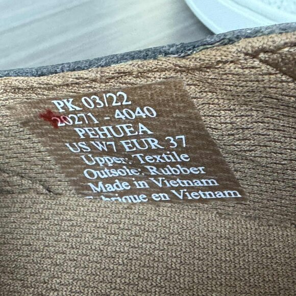 Olukai Pehuea Slip-On Mesh Shoes Size 7 $100 in Black - Picture 7 of 7